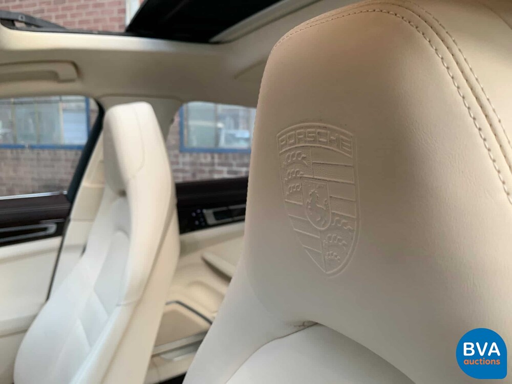 Porsche Panamera 4 E-Hybrid Executive (LWB) Sportchrono 462pk 2.9 V6 2017 -Org NL-, PG-784-J.