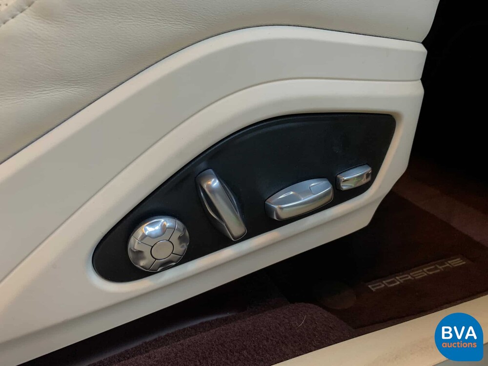 Porsche Panamera 4 E-Hybrid Executive (LWB) Sportchrono 462pk 2.9 V6 2017 -Org NL-, PG-784-J.