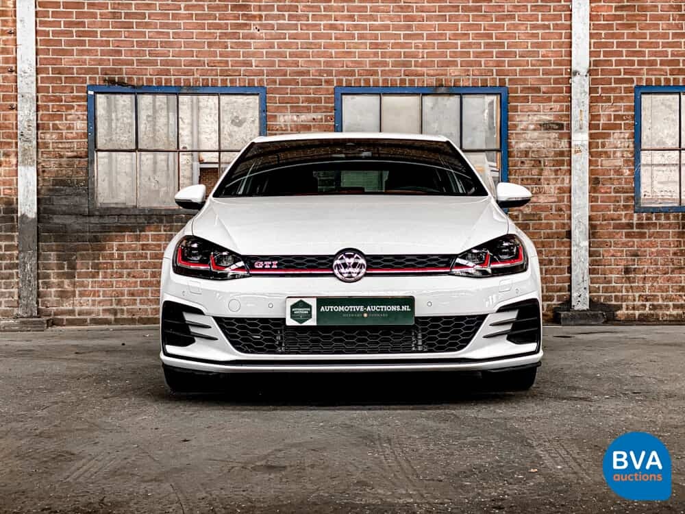Volkswagen Golf GTI2.0 TSI Performance 245 PS 2020 FACELIFT, K-876-HF.