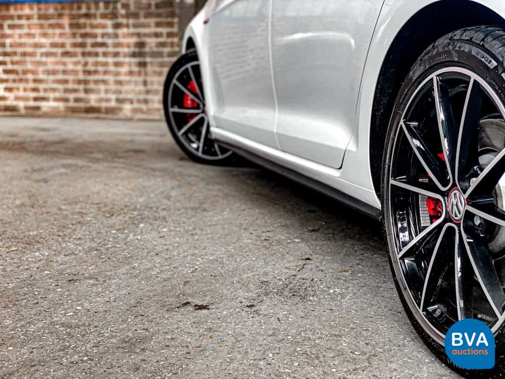 Volkswagen Golf GTI2.0 TSI Performance 245 PS 2020 FACELIFT, K-876-HF.