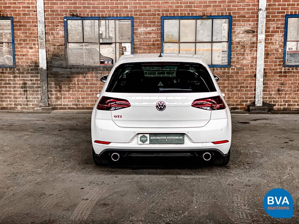 Volkswagen Golf GTI2.0 TSI Performance 245 PS 2020 FACELIFT, K-876-HF.