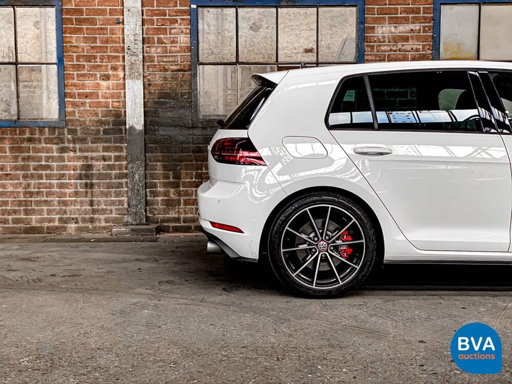 Volkswagen Golf GTI2.0 TSI Performance 245 PS 2020 FACELIFT, K-876-HF.