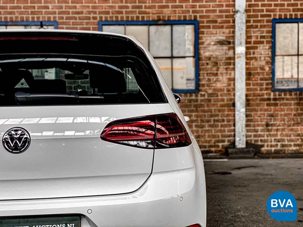 Volkswagen Golf GTI2.0 TSI Performance 245 PS 2020 FACELIFT, K-876-HF.