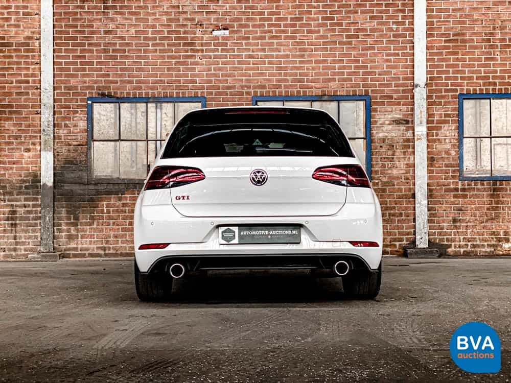 Volkswagen Golf GTI2.0 TSI Performance 245 PS 2020 FACELIFT, K-876-HF.