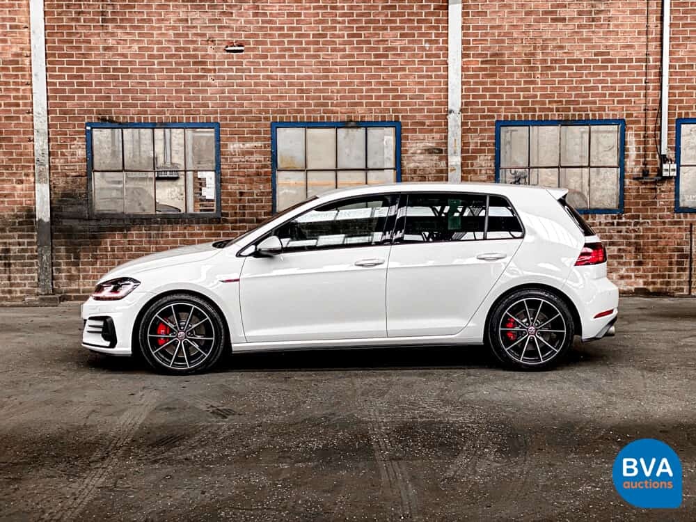 Volkswagen Golf GTI2.0 TSI Performance 245 PS 2020 FACELIFT, K-876-HF.