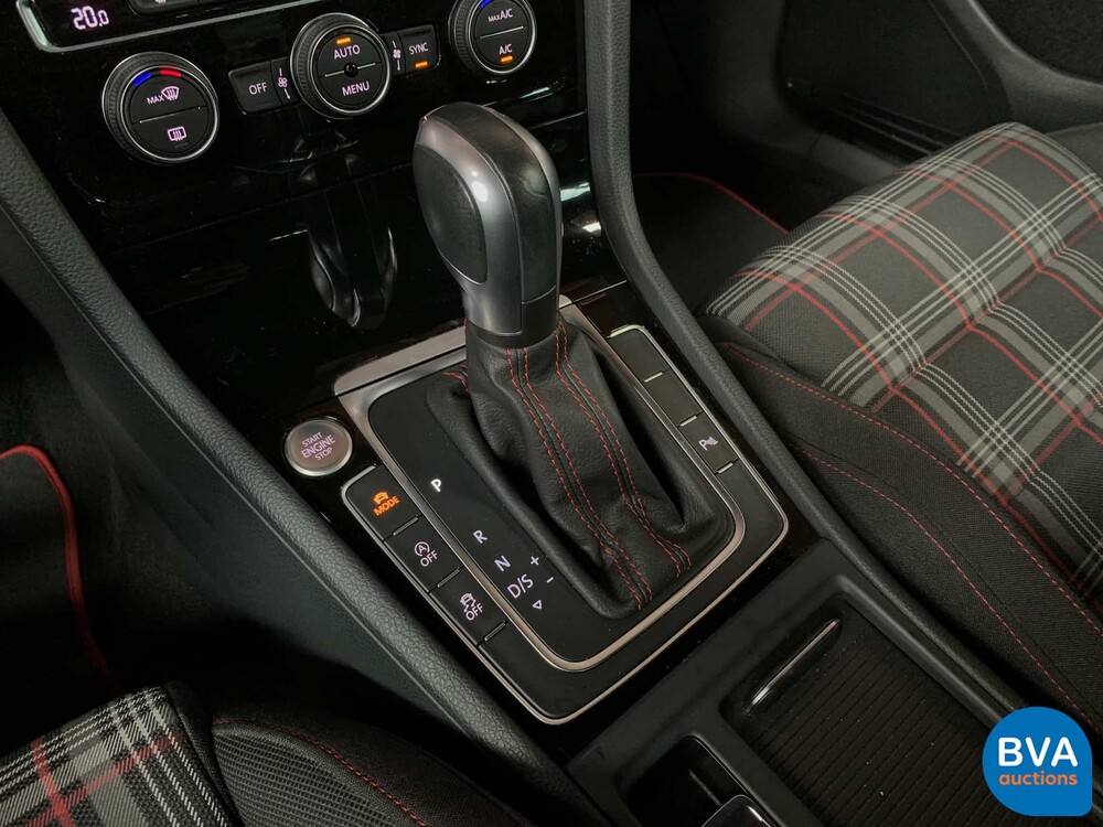 Volkswagen Golf GTI2.0 TSI Performance 245 PS 2020 FACELIFT, K-876-HF.
