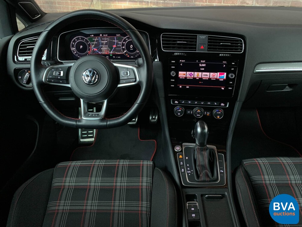 Volkswagen Golf GTI2.0 TSI Performance 245 PS 2020 FACELIFT, K-876-HF.