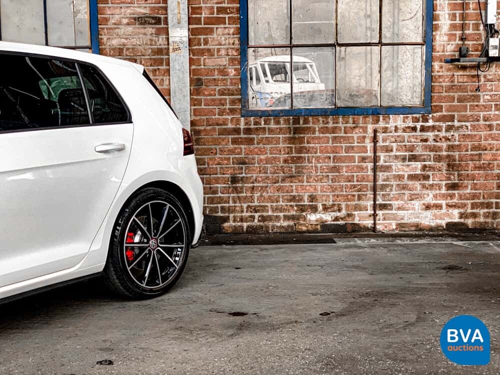 Volkswagen Golf GTI2.0 TSI Performance 245 PS 2020 FACELIFT, K-876-HF.