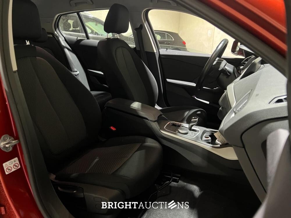 BMW 118i Business Edition 136pk 2022 (Origineel-NL) 1-serie F40, P-486-BZ