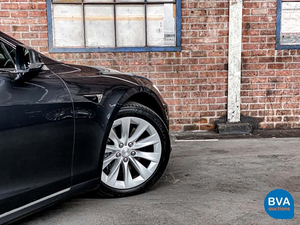 Tesla Model S 75D Base 333 PS 2018 -Org NL- FACELIFT, TV-716-L.