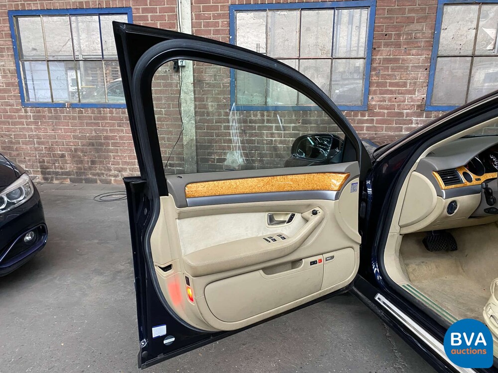 Audi A8 Lang 6.0 W12 Quattro Pro Line 450 PS 2006.