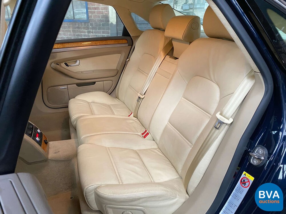 Audi A8 Lang 6.0 W12 Quattro Pro Line 450 PS 2006.