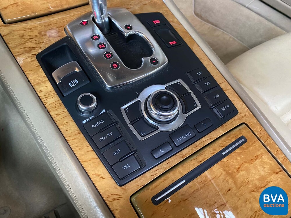 Audi A8 Lang 6.0 W12 Quattro Pro Line 450 PS 2006.