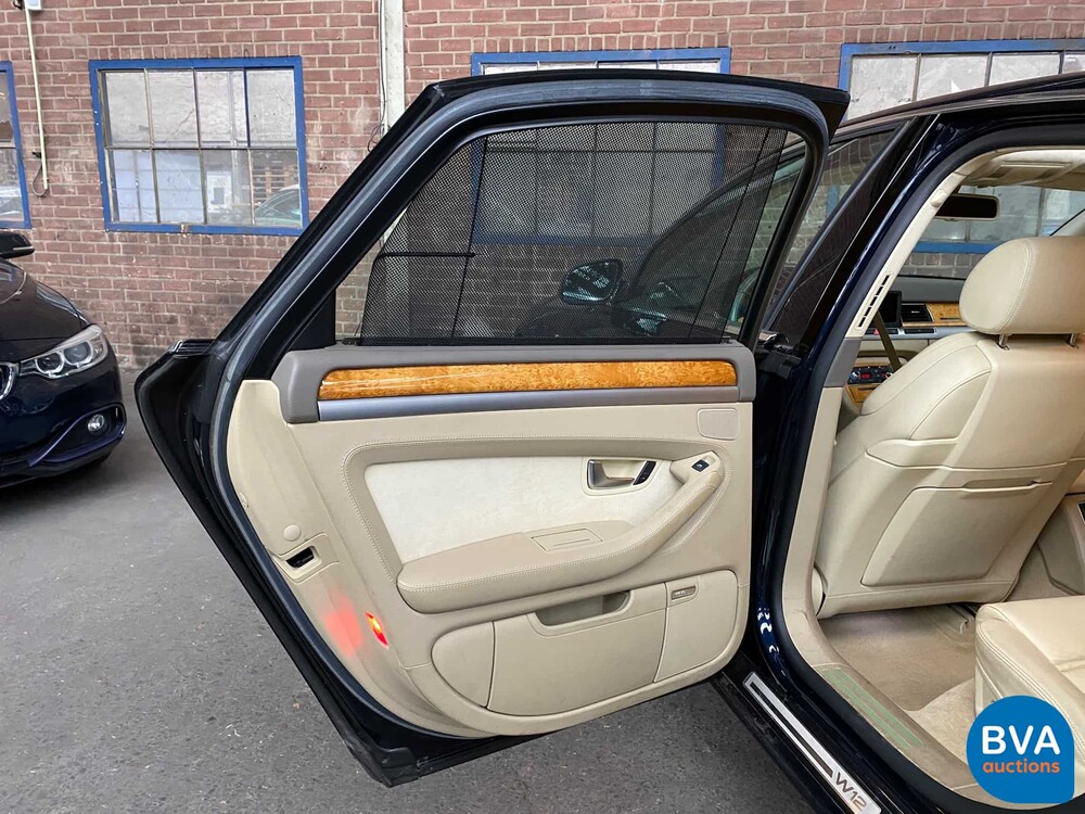 Audi A8 Lang 6.0 W12 Quattro Pro Line 450 PS 2006.