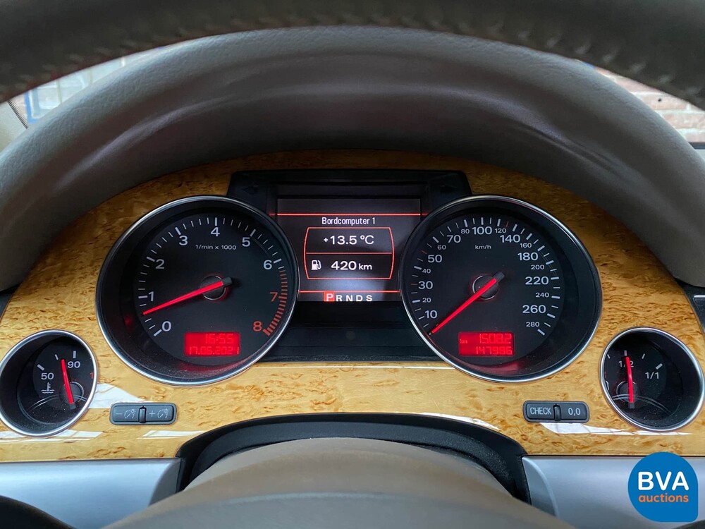 Audi A8 Lang 6.0 W12 Quattro Pro Line 450 PS 2006.