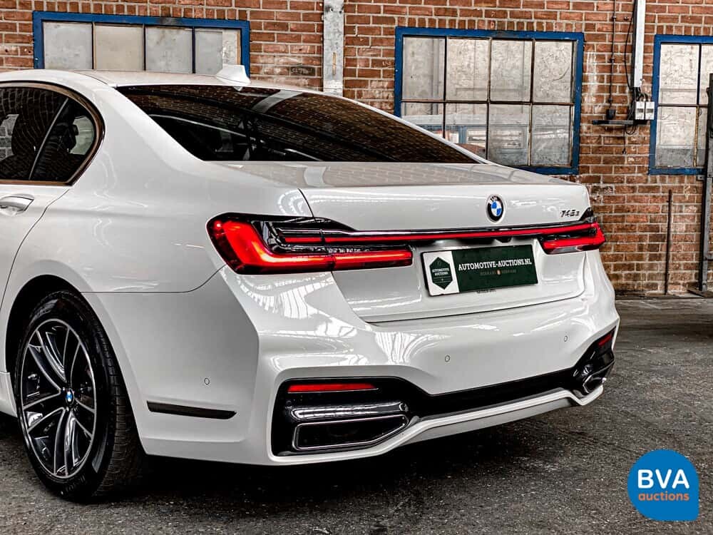 BMW 745th M-Sport 7er 394 PS 2021 -GARANTIE-.