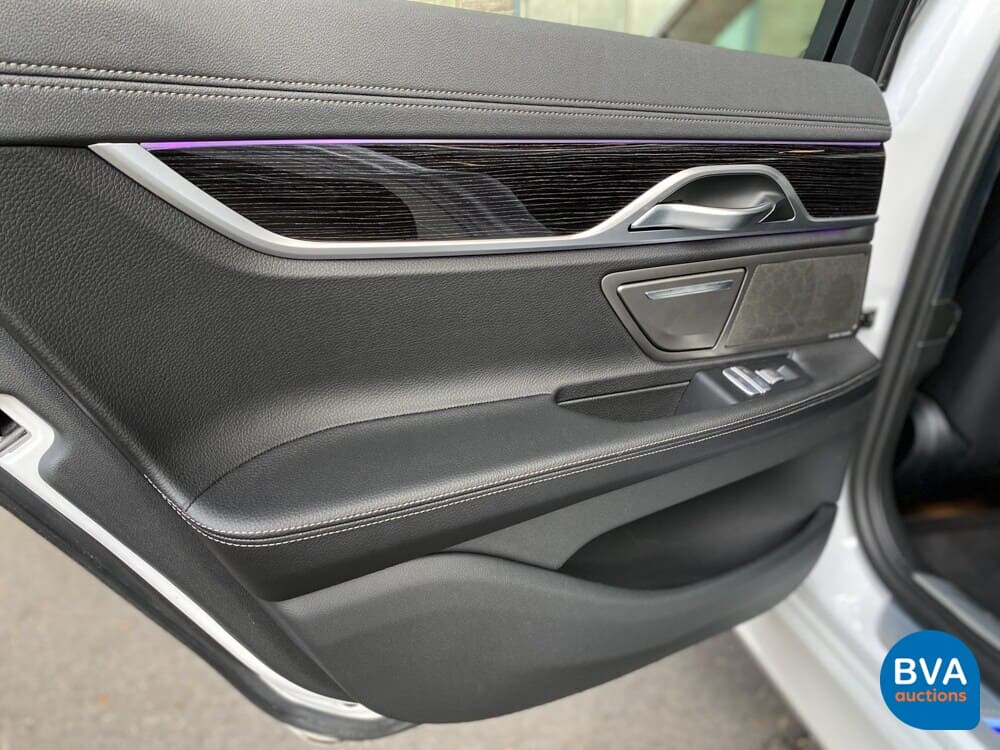 BMW 745th M-Sport 7er 394 PS 2021 -GARANTIE-.