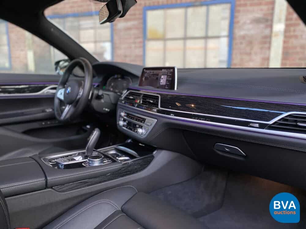 BMW 745th M-Sport 7er 394 PS 2021 -GARANTIE-.