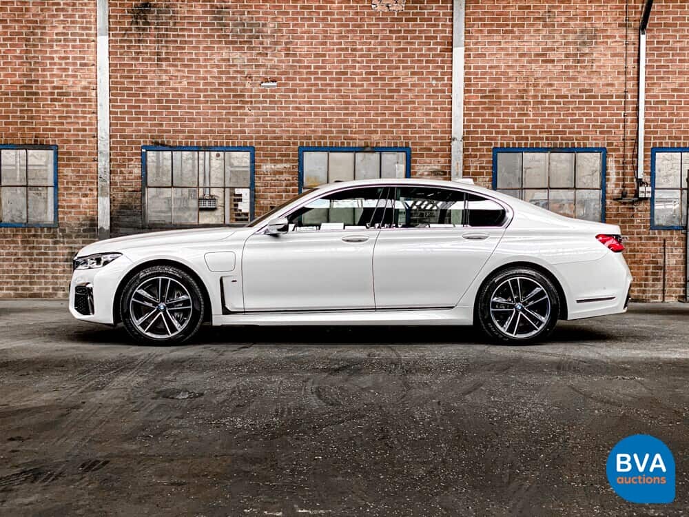 BMW 745th M-Sport 7er 394 PS 2021 -GARANTIE-.