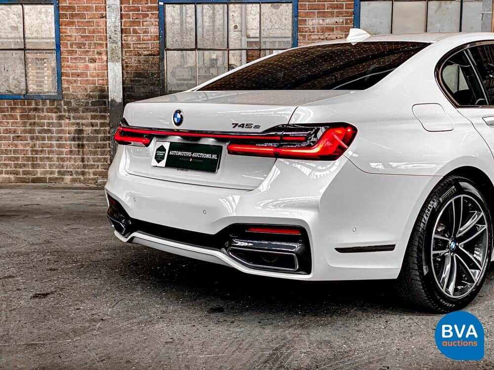 BMW 745th M-Sport 7er 394 PS 2021 -GARANTIE-.