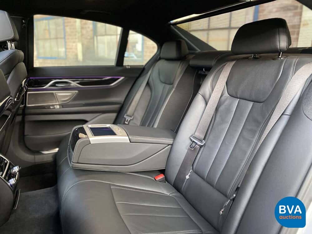BMW 745th M-Sport 7er 394 PS 2021 -GARANTIE-.
