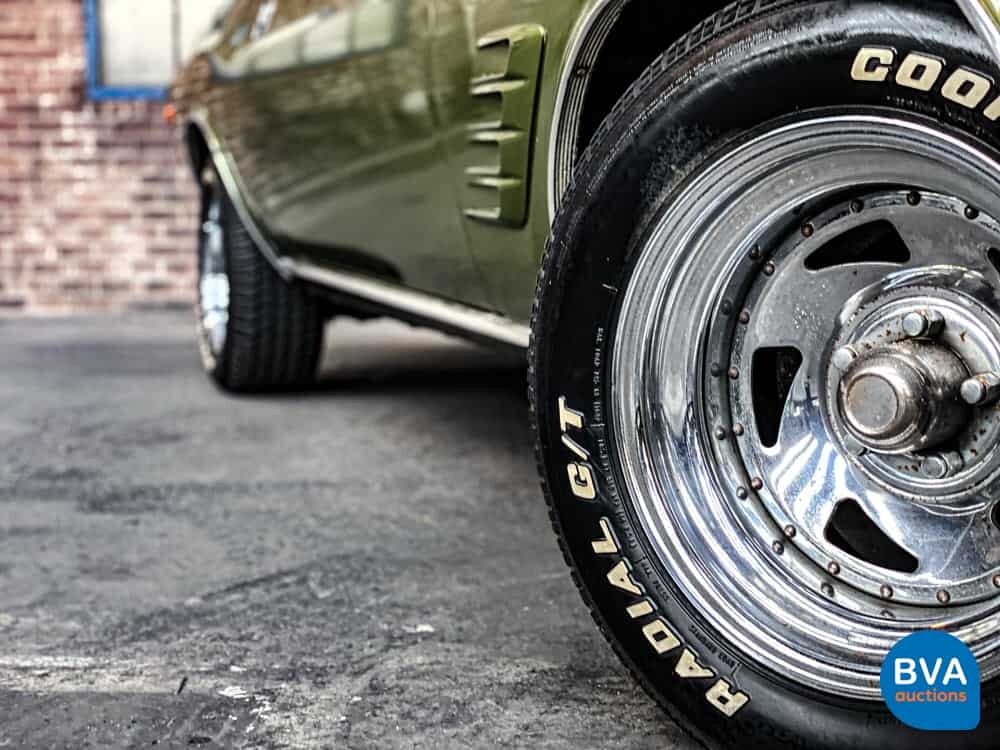 Dodge-Herausforderer 1974 5.2L V8.