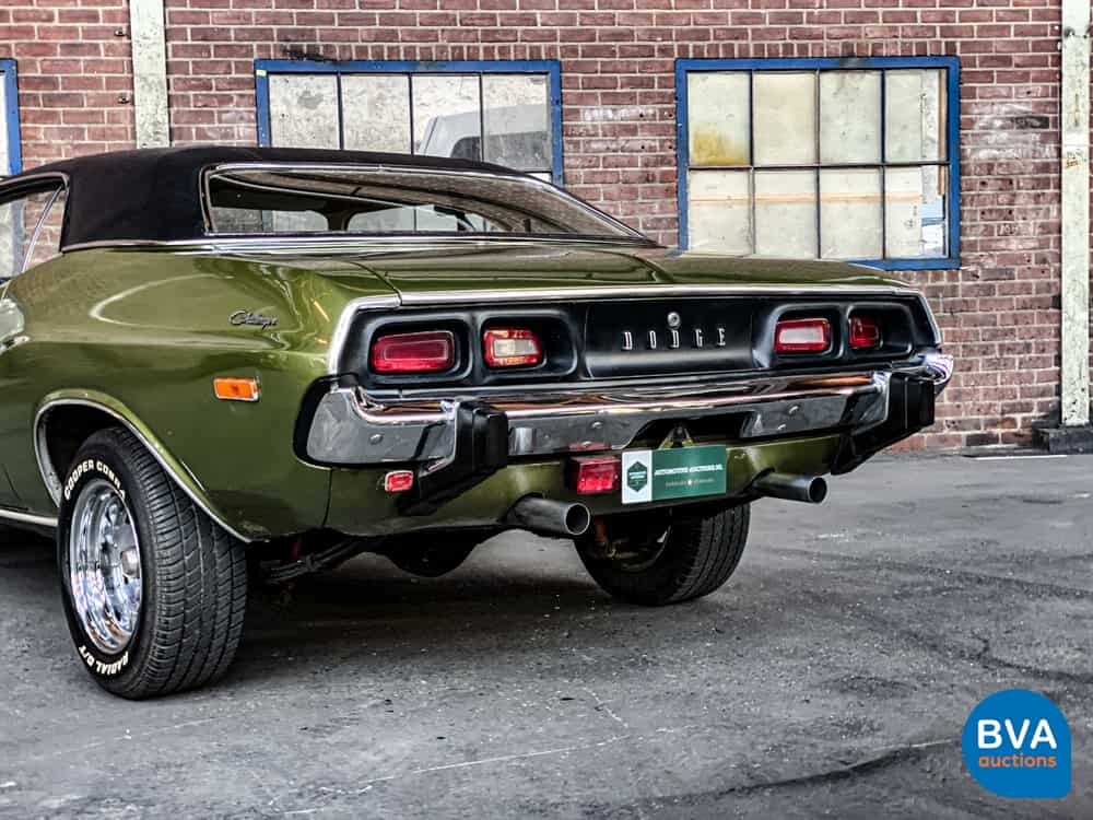 Dodge-Herausforderer 1974 5.2L V8.