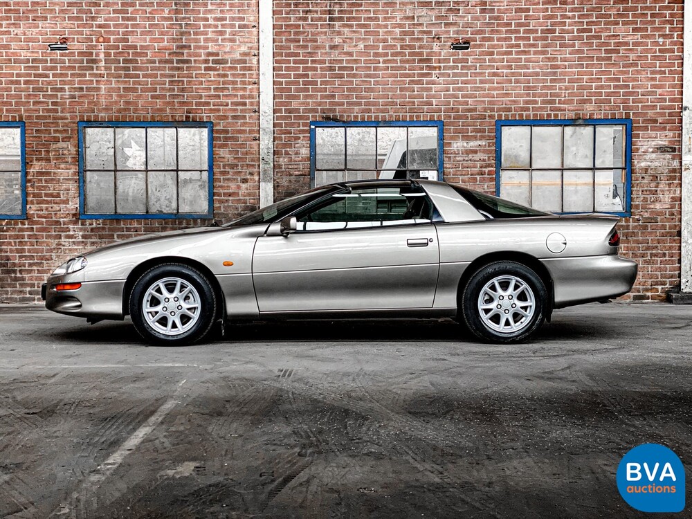 Chevrolet Camaro Coupé 194 PS 2001.