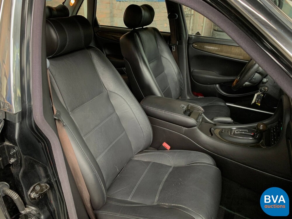 Jaguar XJR V8 363 PS 1998.