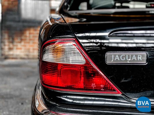 Jaguar XJR V8 363hp 1998.