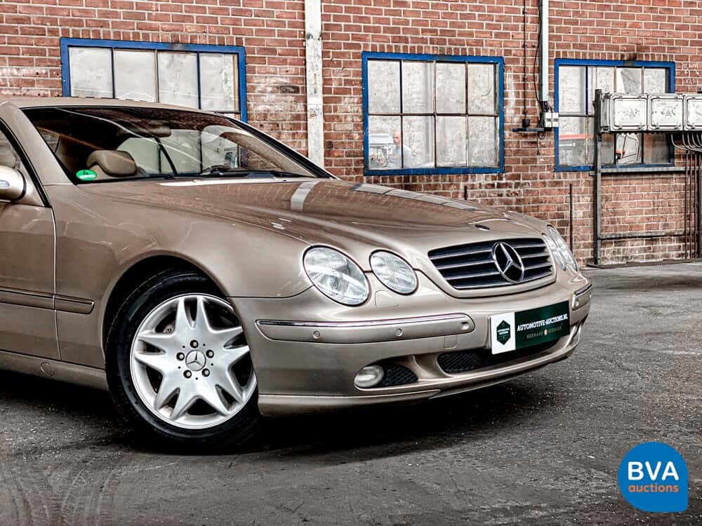 Mercedes-Benz CL500 C215 5.0 V8 2002.