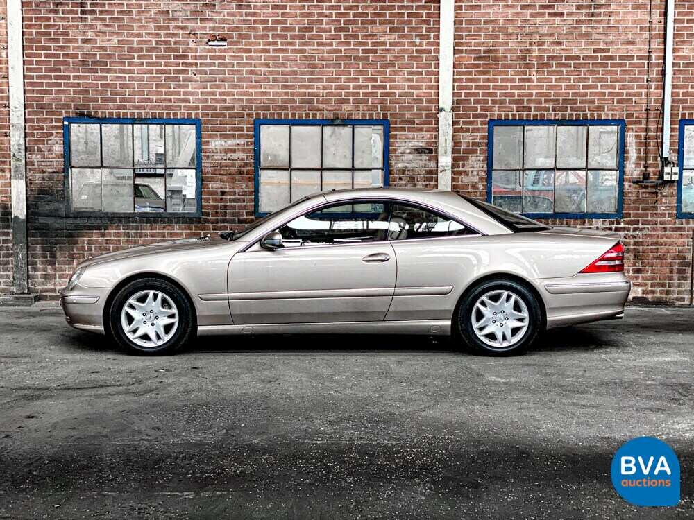 Mercedes-Benz CL500 C215 5.0 V8 2002.