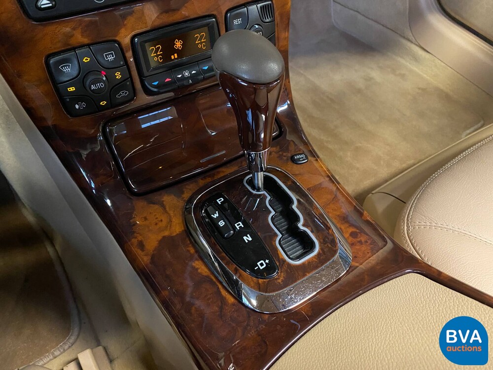 Mercedes-Benz CL500 C215 5.0 V8 2002.