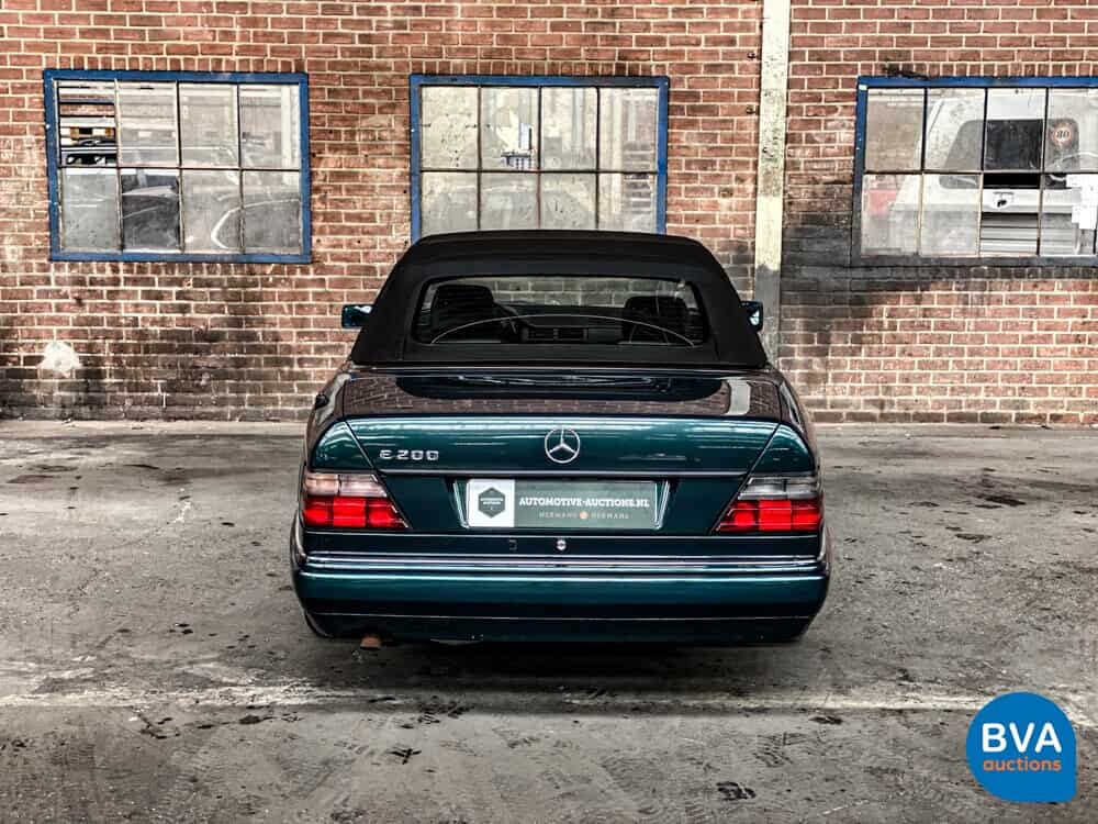 Mercedes-Benz E200 Cabrio W124 C 1995.