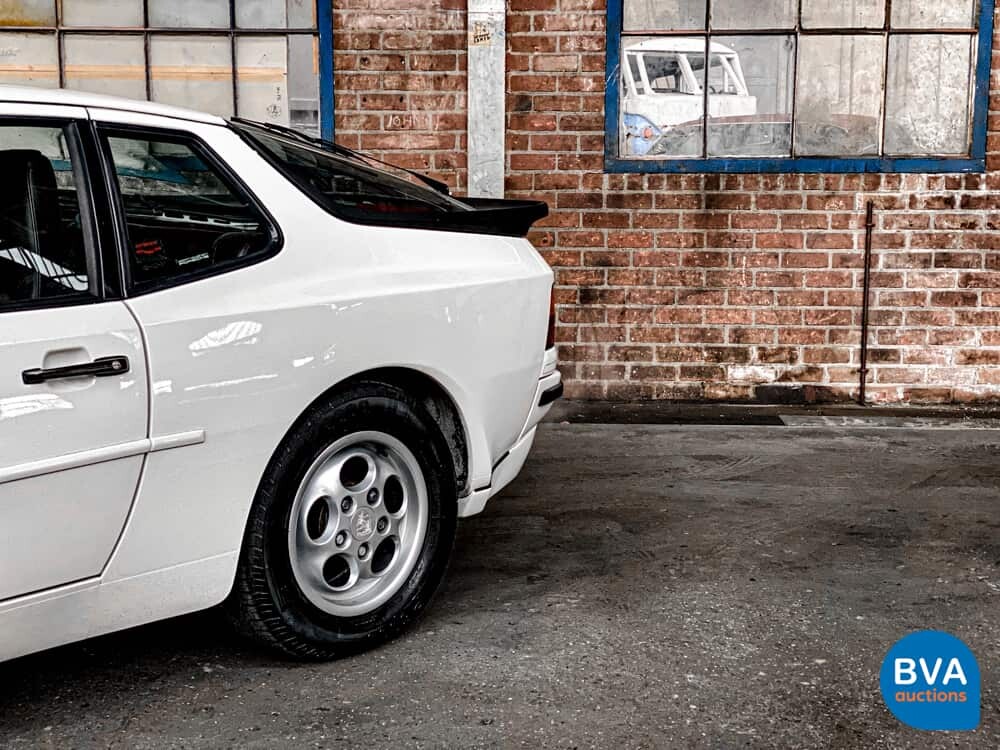 Porsche 944 2.5 Coupe 160PS 1989 -Org. NL-, XD-82-GY.
