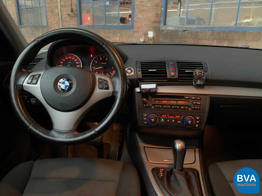 BMW 118i High Executive 1er 129pk 2006 -Original NL-, 47-SZ-VS.