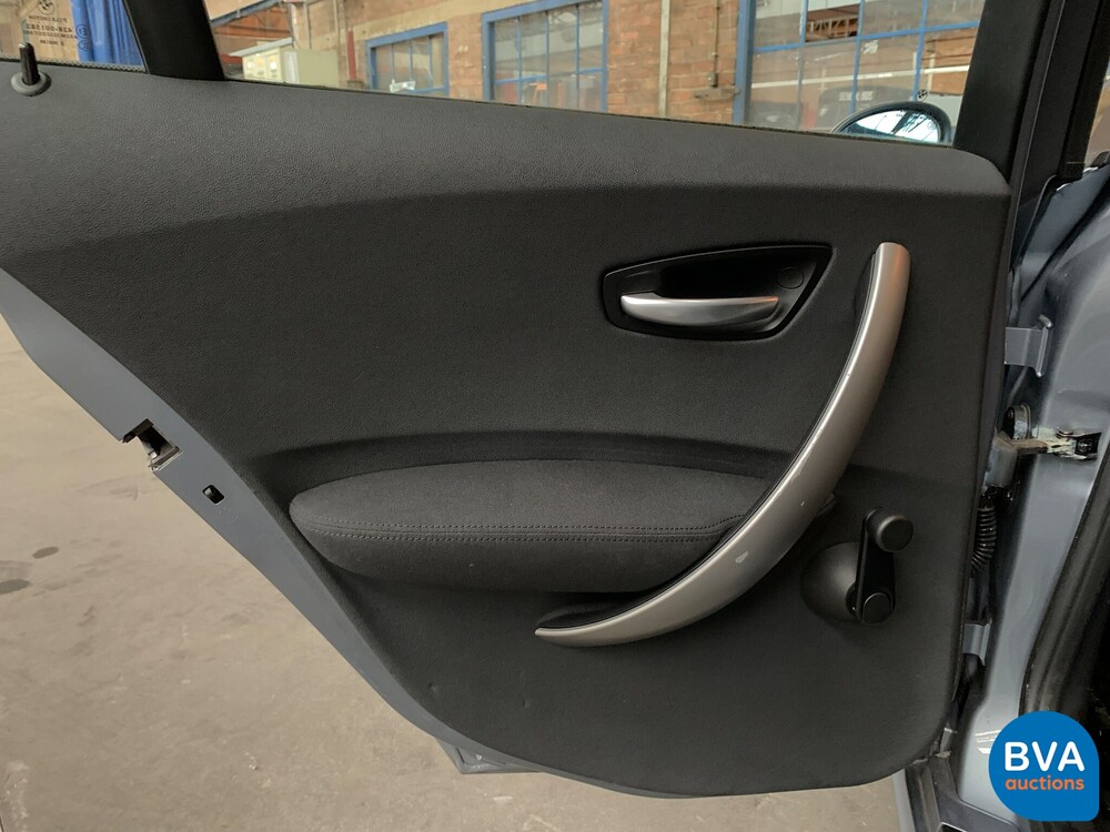 BMW 118i High Executive 1er 129pk 2006 -Original NL-, 47-SZ-VS.