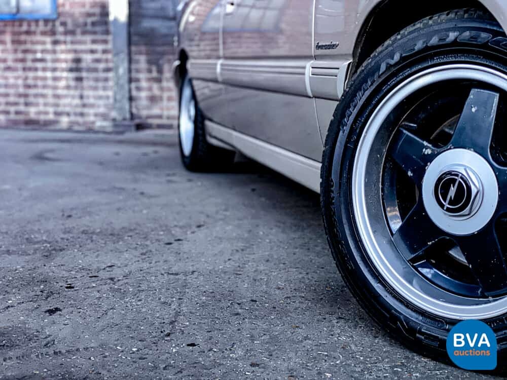 Opel-Senator 4.0 24V 295PS 1992 -Org. NL-, DS-VT-07.