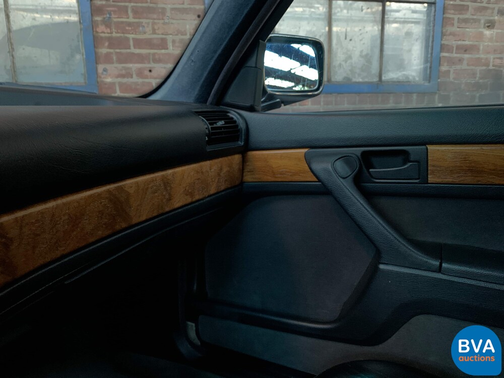 BMW 730i E32 7-Serie 315 PS 1987, NL-Zulassung.