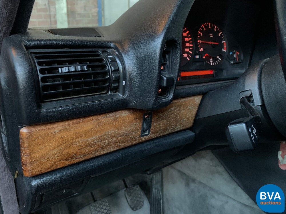 BMW 730i E32 7-Serie 315 PS 1987, NL-Zulassung.