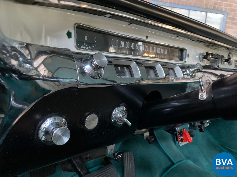 Buick-Spezial 5.7 V8 215 PS 1956.