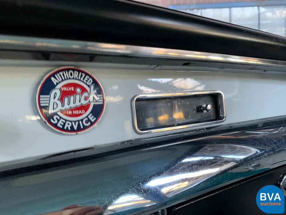 Buick-Spezial 5.7 V8 215 PS 1956.