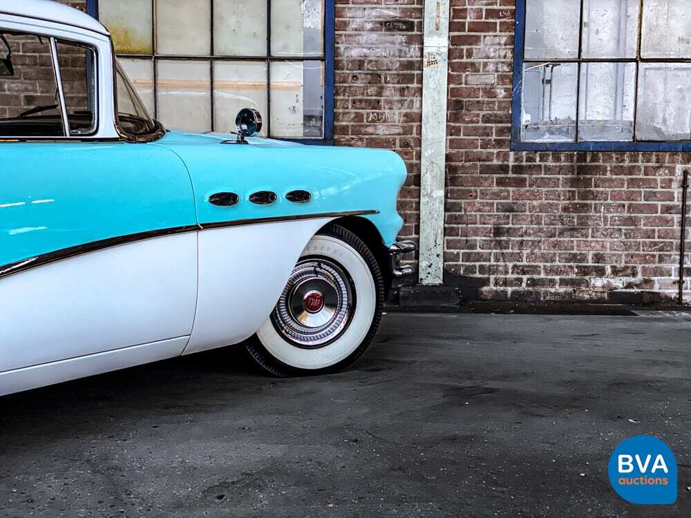 Buick-Spezial 5.7 V8 215 PS 1956.