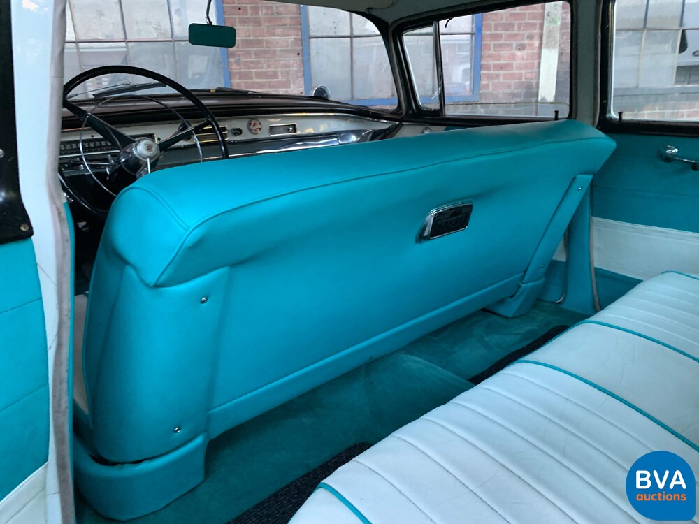 Buick-Spezial 5.7 V8 215 PS 1956.