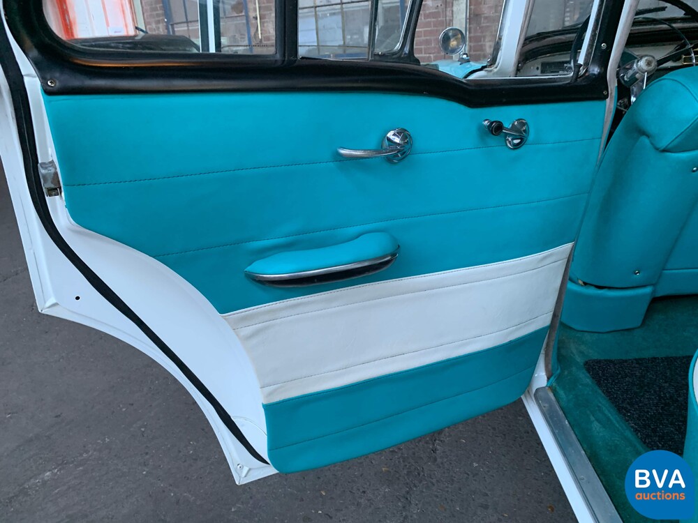 Buick-Spezial 5.7 V8 215 PS 1956.