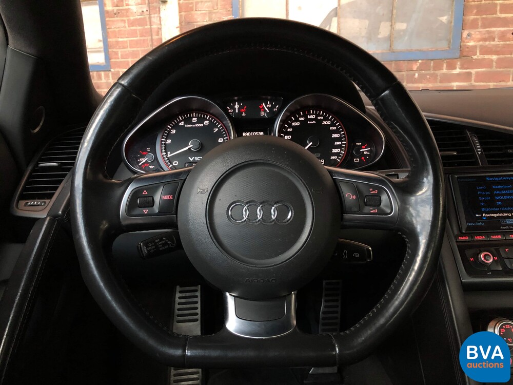 Audi R8 5.2 V10 FSI 525 PS Coupe 2010, 21-LTP-9.