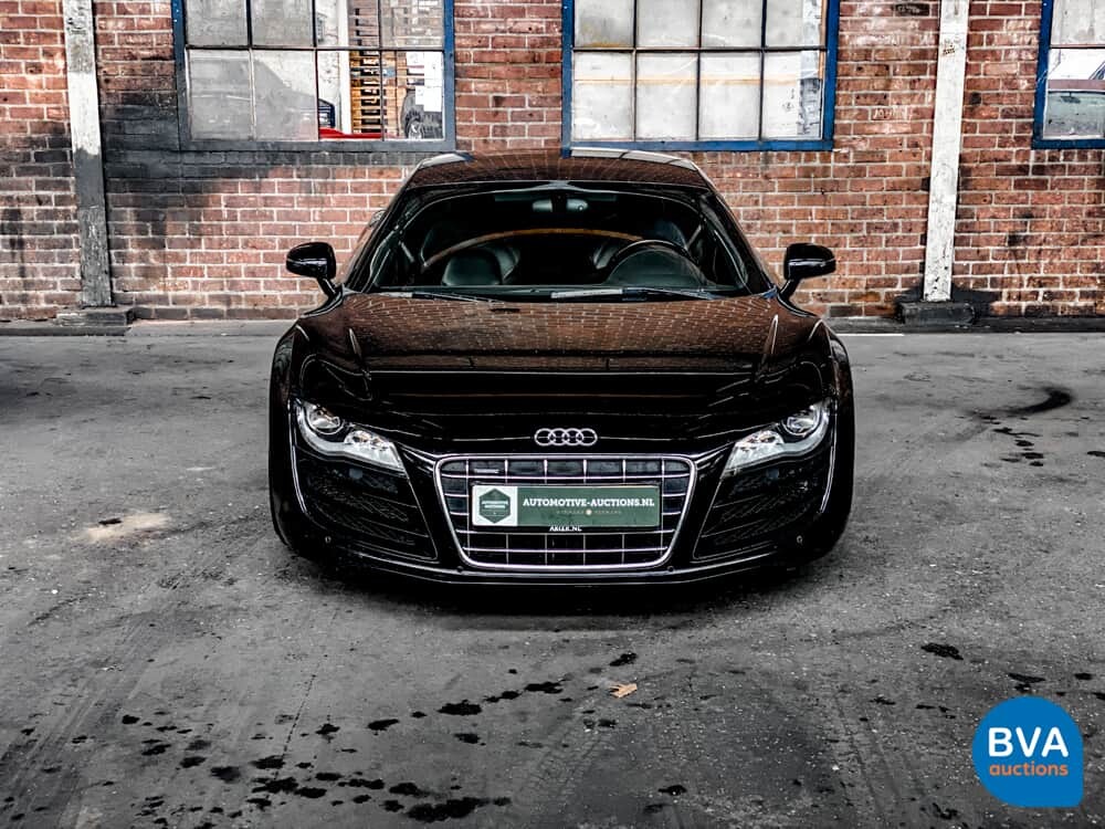 Audi R8 5.2 V10 FSI 525 PS Coupe 2010, 21-LTP-9.