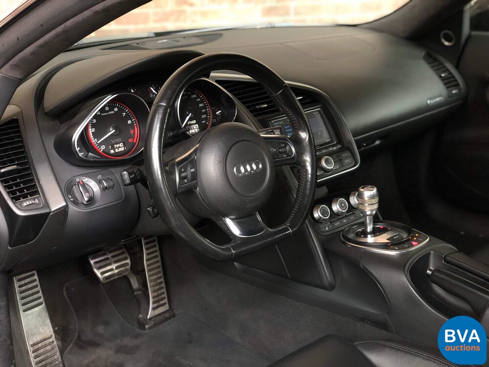 Audi R8 5.2 V10 FSI 525 PS Coupe 2010, 21-LTP-9.