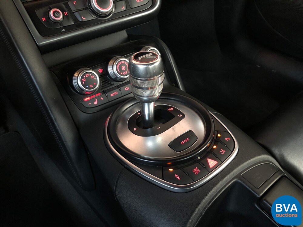 Audi R8 5.2 V10 FSI 525 PS Coupe 2010, 21-LTP-9.