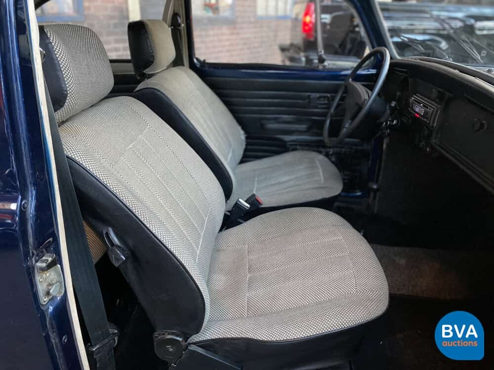 Volkswagen Kever Winterkever Ice Blue 41pk 1984, KR-94-VV